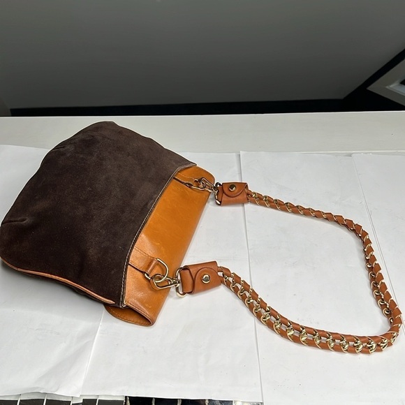1960’s Gucci Suede and Leather Shoulder with Crossbody Chain Bag - Picture 7 of 16